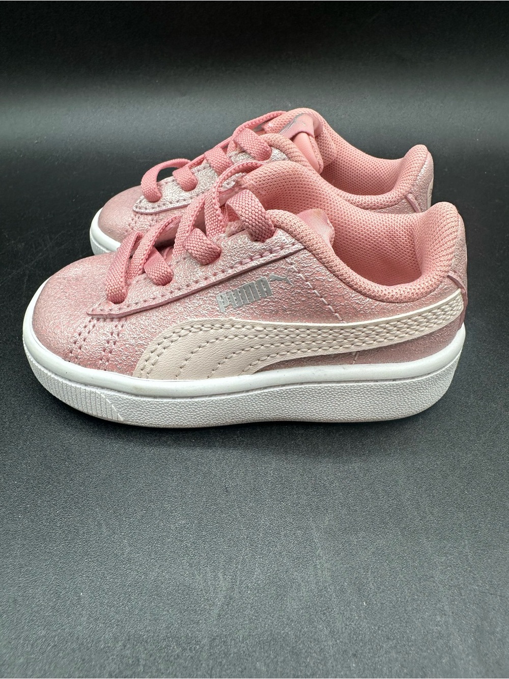 Puma Vikky Glitz pink glitter slip on tennis shoe baby size 4C - Picture 3 of 6